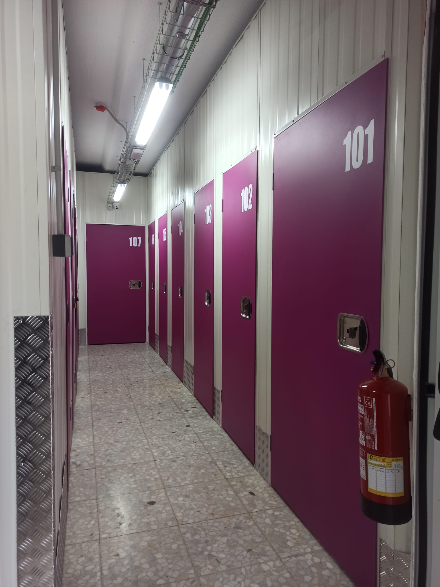 Puertas de trasteros planta 0